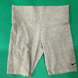 Nikr spandex grey shorts